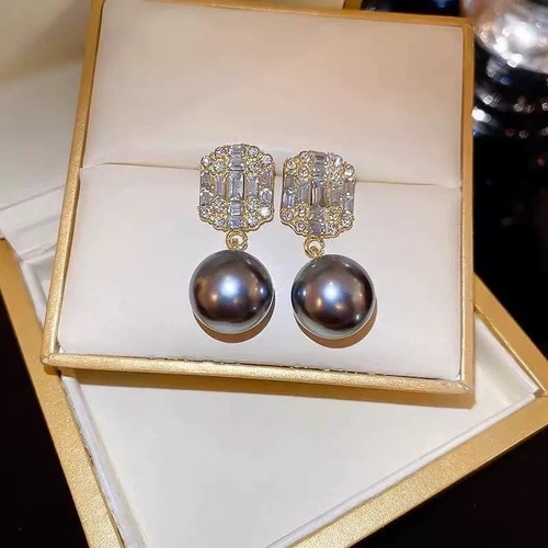 Shinny gold crystals pearl - gold,